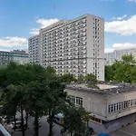 Comfort & Style Center By Renters
