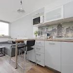 Comfort & Style Center By Renters * Varsovie