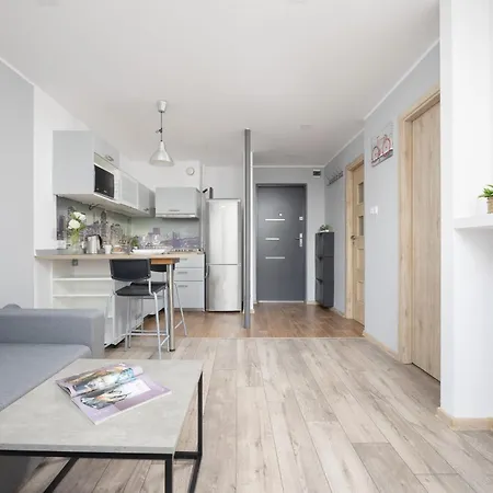 Comfort & Style Center By Renters * ורשה