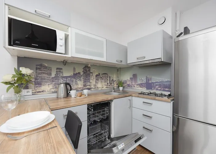 Comfort & Style Center By Renters